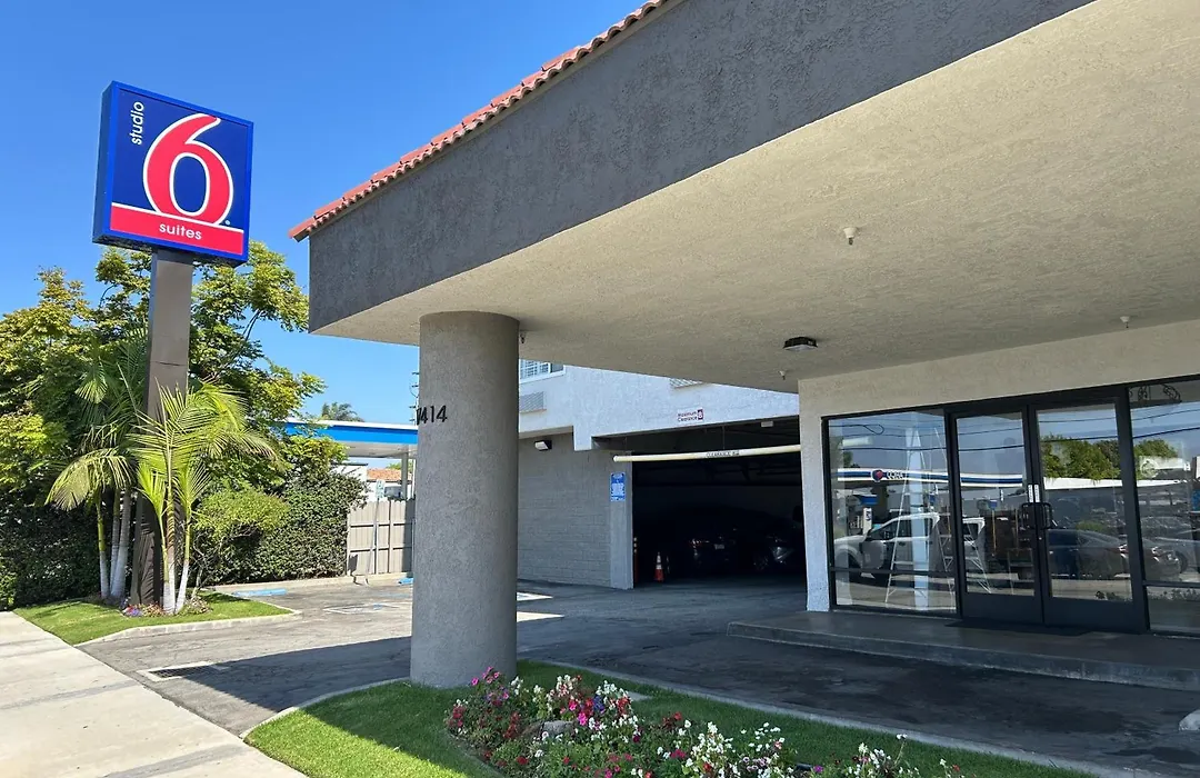 Studio 6 Suites Gardena, Ca-1